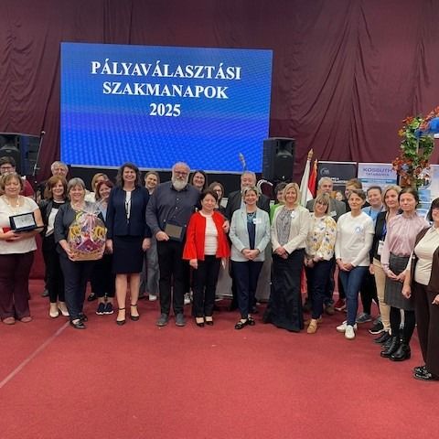 Pályaválasztási kiállításon a TSZC csapata