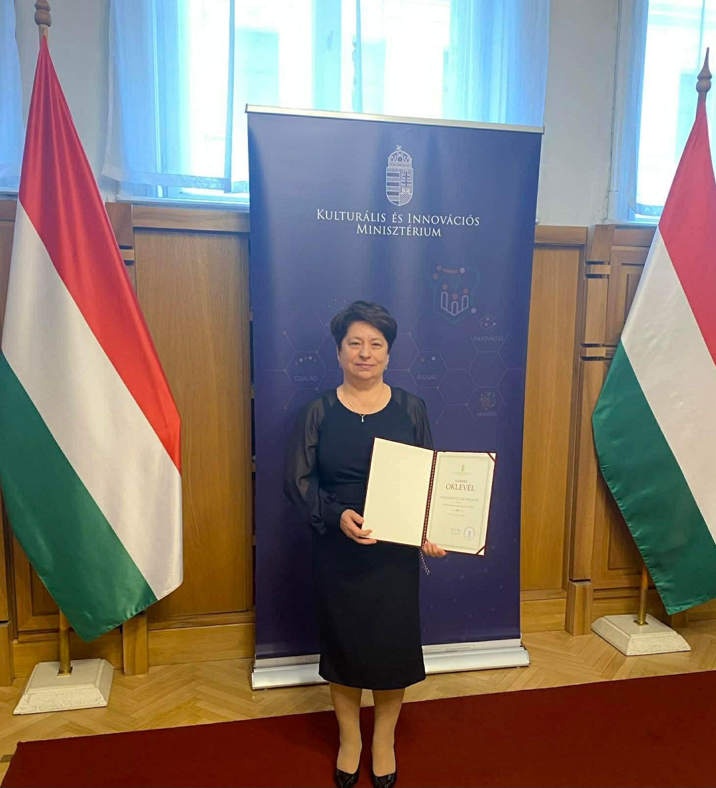 "Miniszter Elismerő Oklevél"